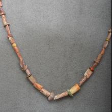 Collier de fouilles en spondyle mochica